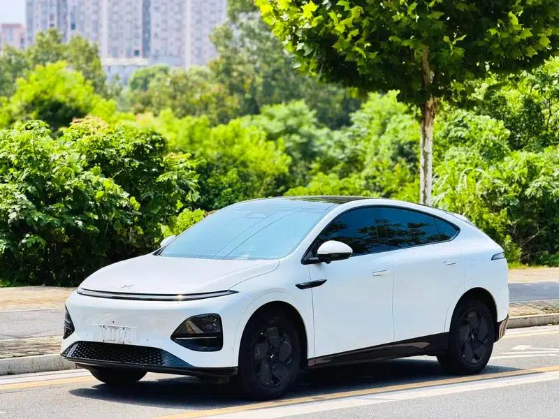 XPeng G6 2025 Pure Electric 625 Long Range Max Technology Edition — миниатюра 1