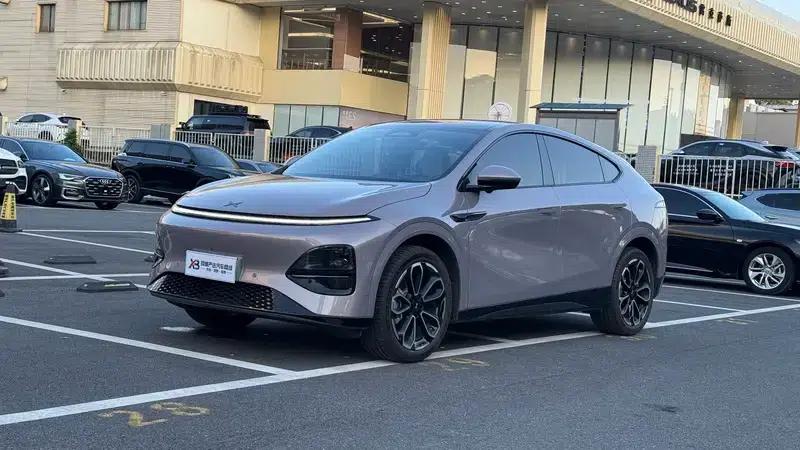 XPeng G6 2025 Pure Electric 625W Long Range Max Flagship Edition — миниатюра 1