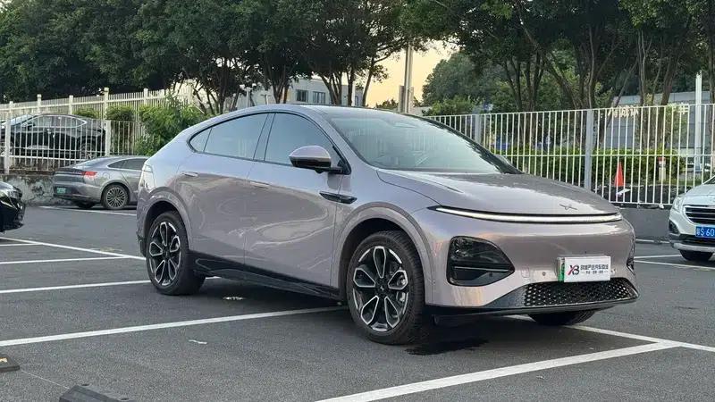 XPeng G6 2025 Pure Electric 625W Long Range Max Flagship Edition — миниатюра 3