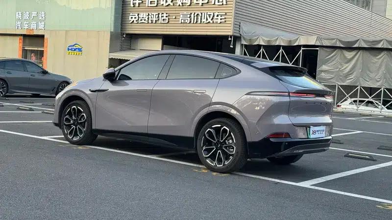 XPeng G6 2025 Pure Electric 625W Long Range Max Flagship Edition — миниатюра 5