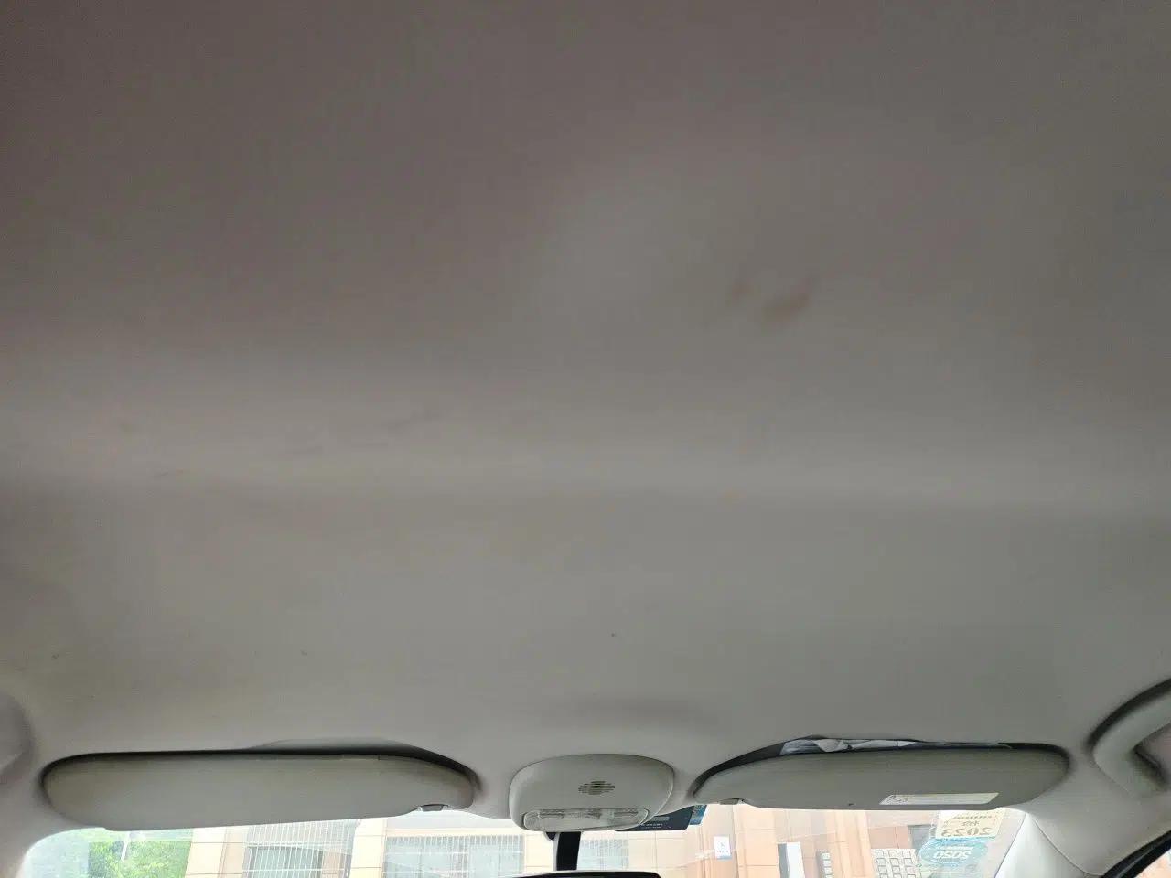 Citroen C-Quatre 2013 Sedan 1.6L Automatic Prestige Model — миниатюра 18