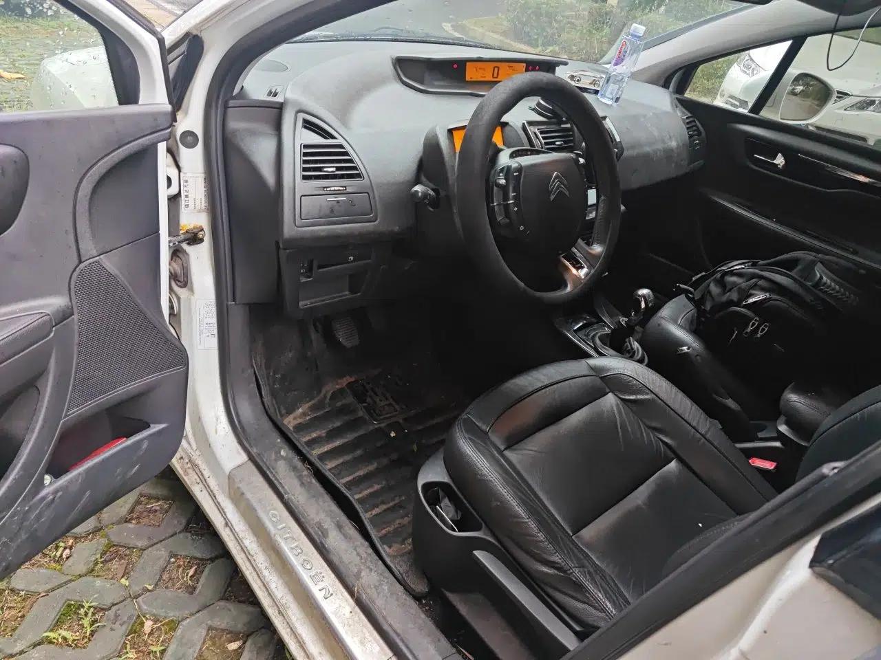 Citroen C-Quatre 2014 VTS Version 1.6L Manual Enjoyment Model — миниатюра 16