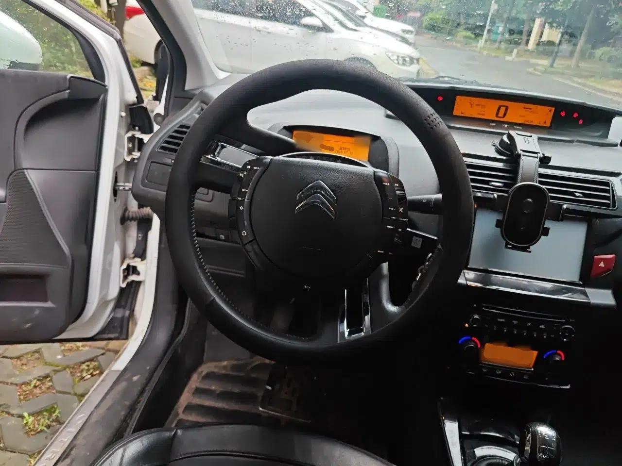 Citroen C-Quatre 2014 VTS Version 1.6L Manual Enjoyment Model — миниатюра 10