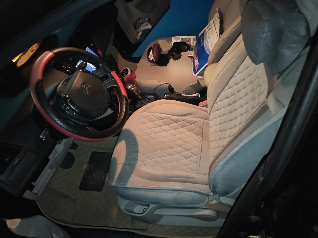 Citroen C-Quatre 2013 Sedan 1.6L Automatic Prestige Model — миниатюра 15