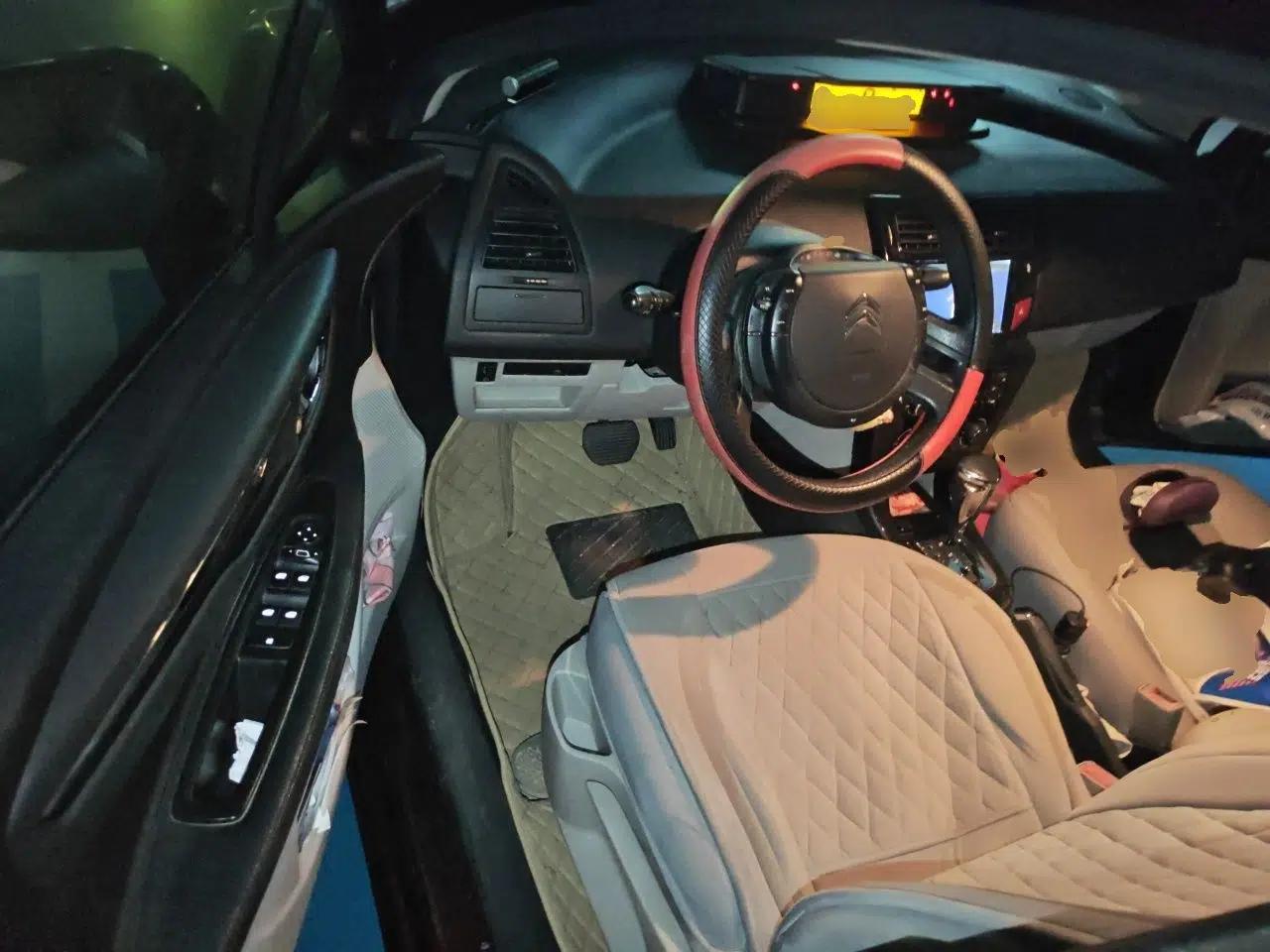 Citroen C-Quatre 2013 Sedan 1.6L Automatic Prestige Model — миниатюра 16