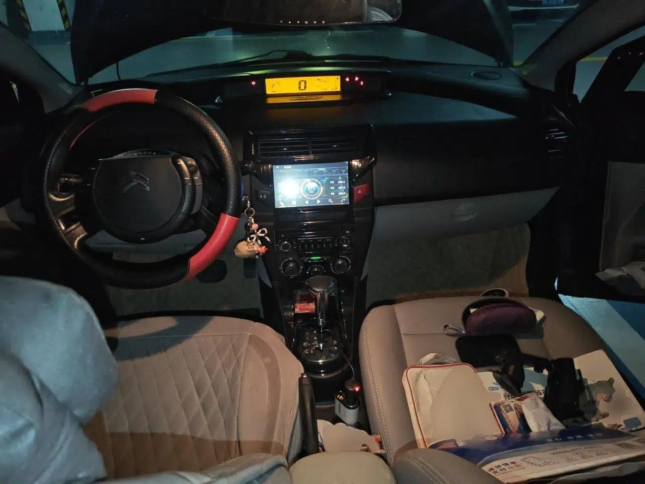 Citroen C-Quatre 2013 Sedan 1.6L Automatic Prestige Model — миниатюра 9