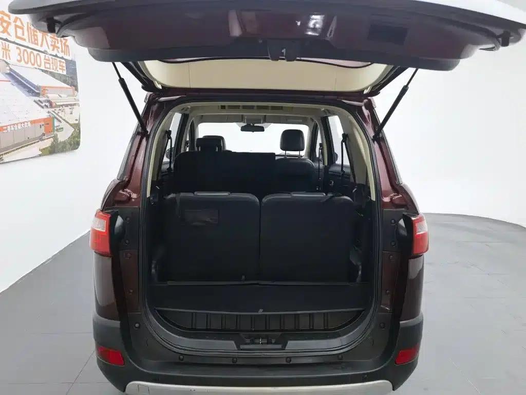 Fengguang 370 2016 Model 1.5L Manual Deluxe SFG15-02 7-Seater — миниатюра 16