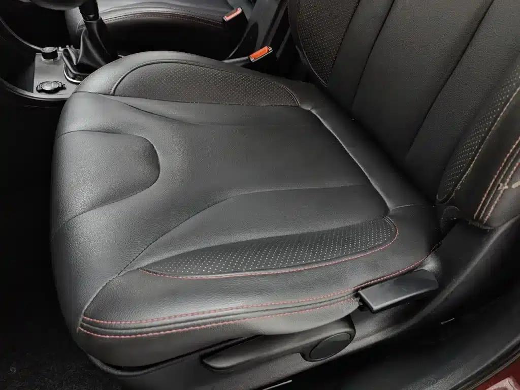 Fengguang 370 2016 Model 1.5L Manual Deluxe SFG15-02 7-Seater — миниатюра 20
