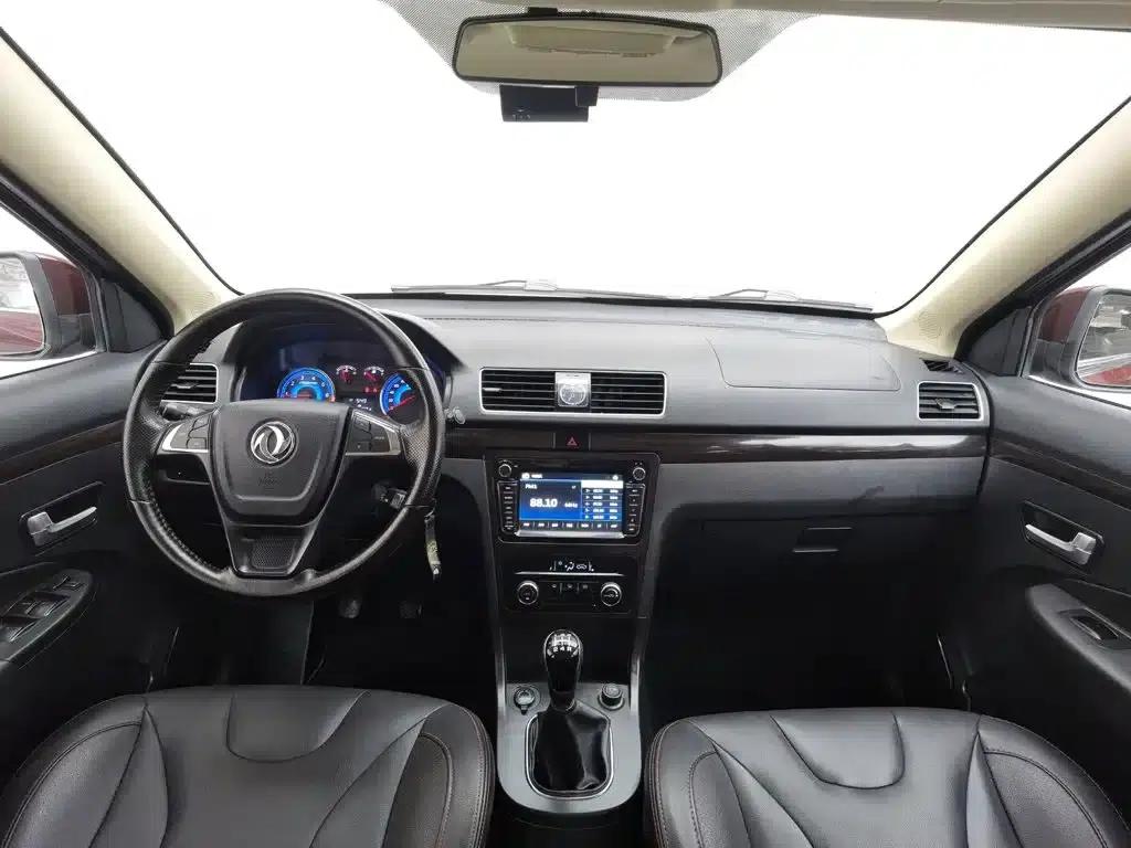 Fengguang 370 2016 Model 1.5L Manual Deluxe SFG15-02 7-Seater — миниатюра 5