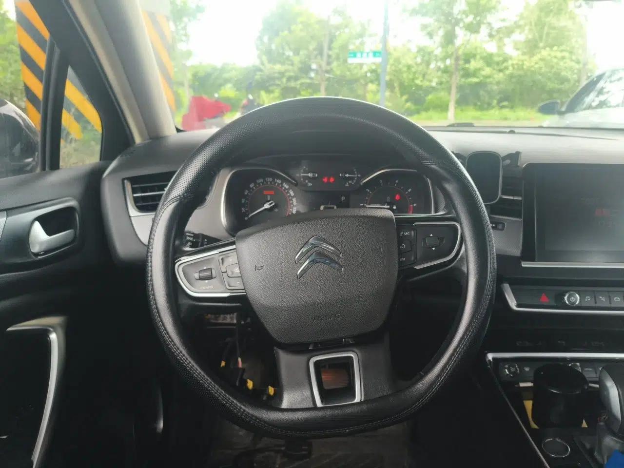 Citroen C5 2017 350THP Automatic Luxury Model — миниатюра 10