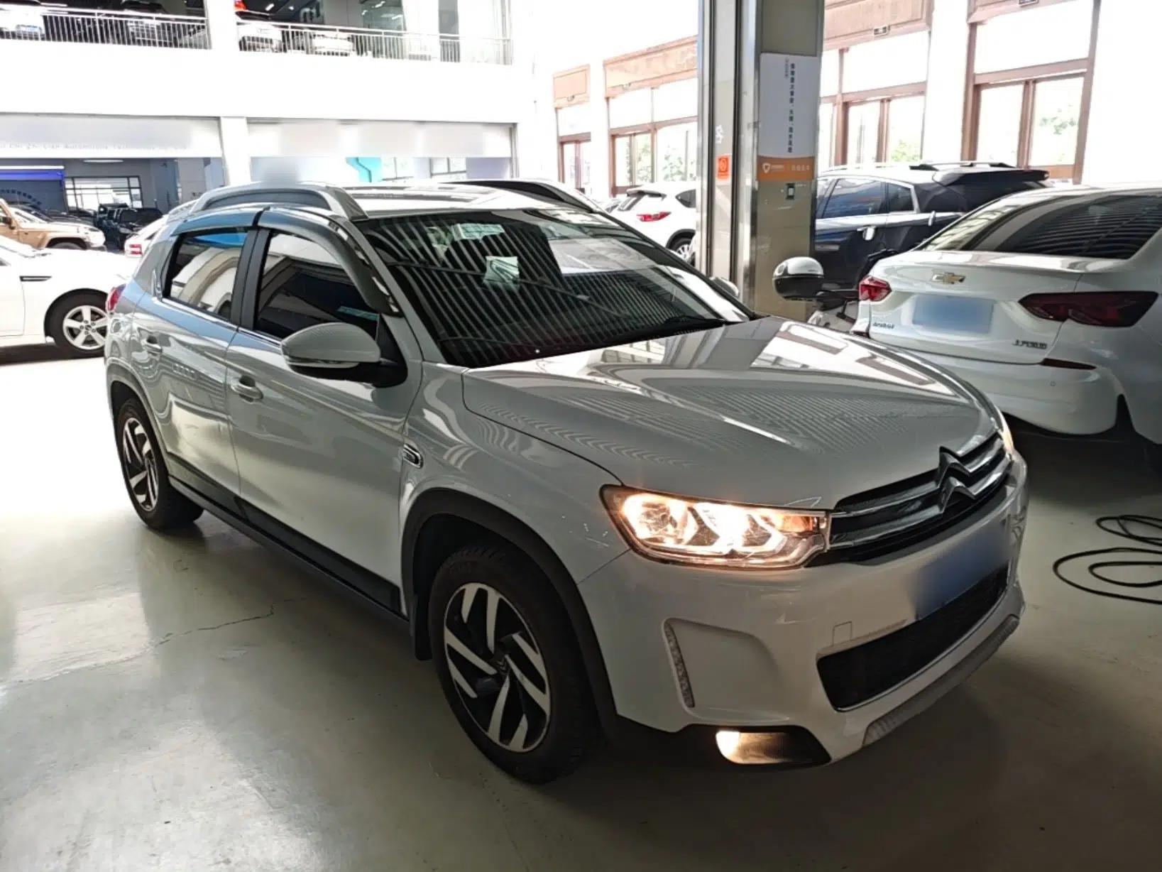 Citroen C3-XR 2015 1.6THP Automatic Pioneer Model — миниатюра 12