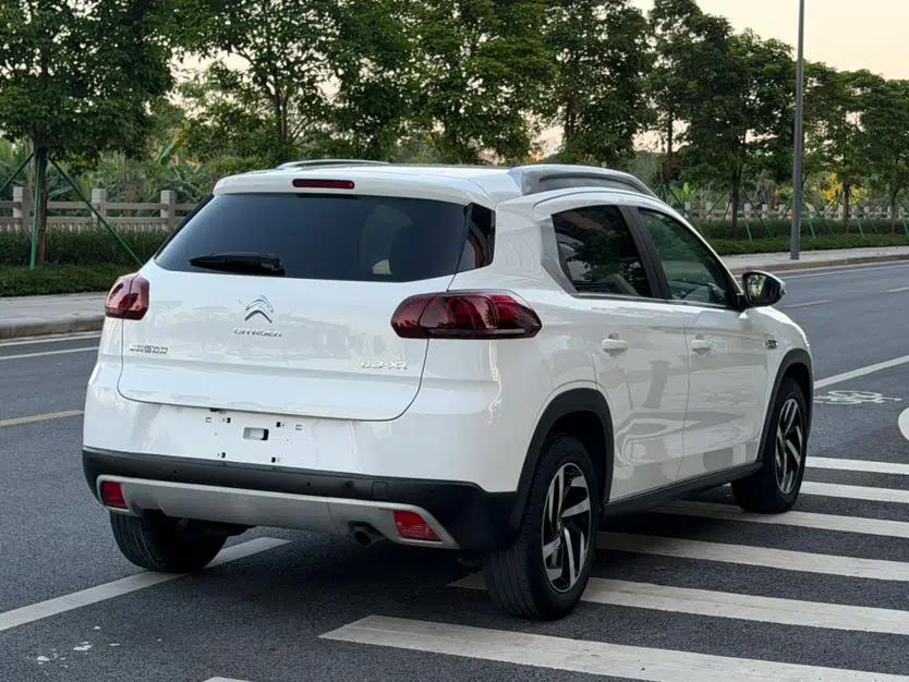 Citroen C3-XR 2015 1.6L Automatic Pioneer Model — миниатюра 18