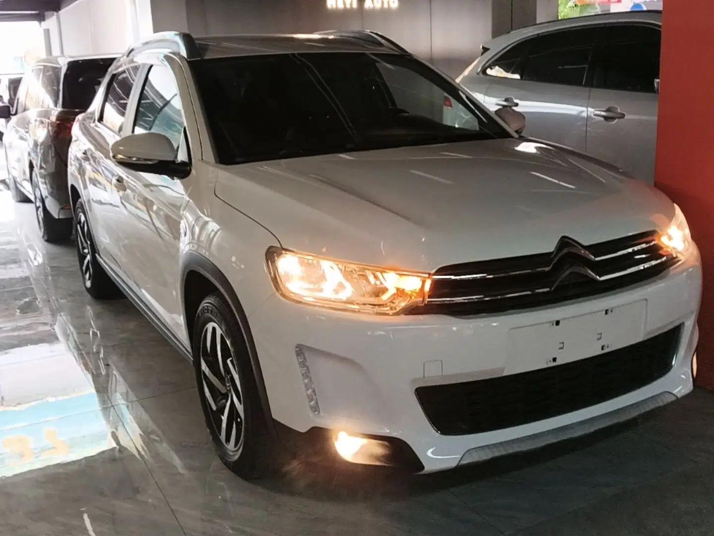 Citroen C3-XR 2015 1.6L Automatic Pioneer Model — миниатюра 3