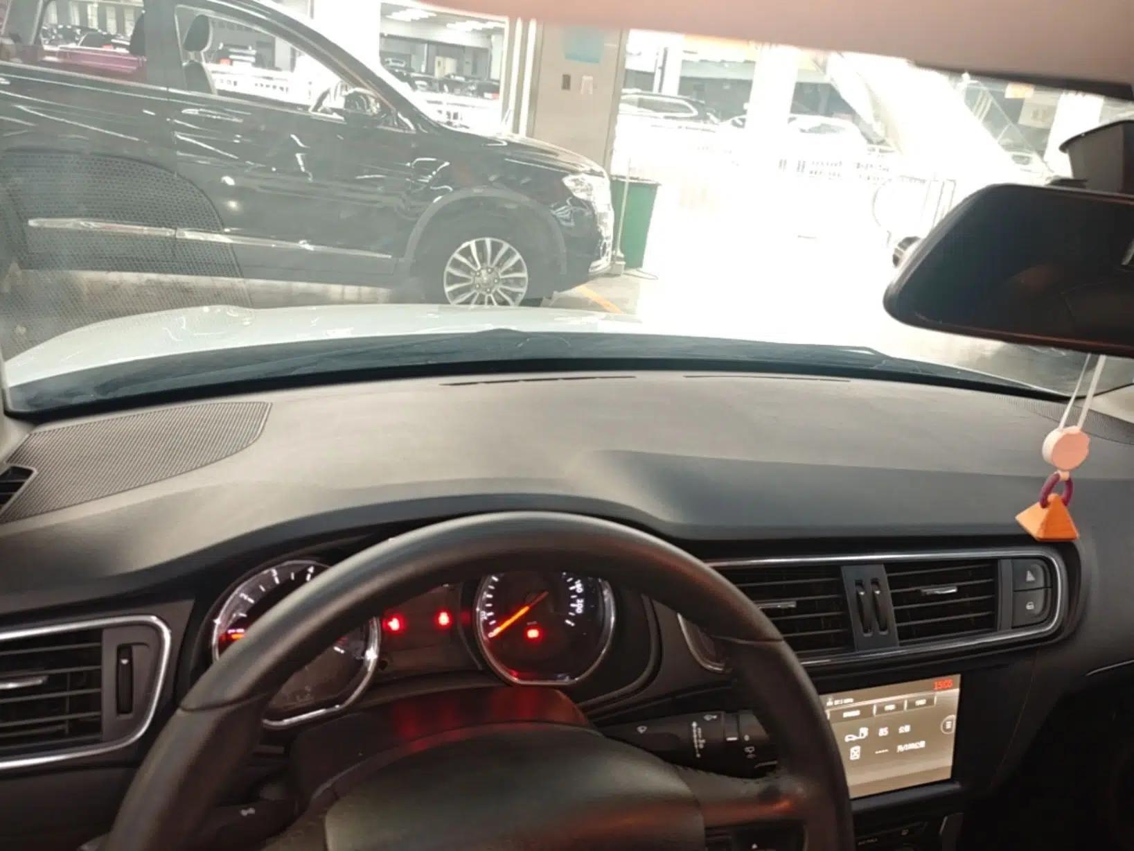 Citroen C3-XR 2015 1.6L Automatic Pioneer Model — миниатюра 17