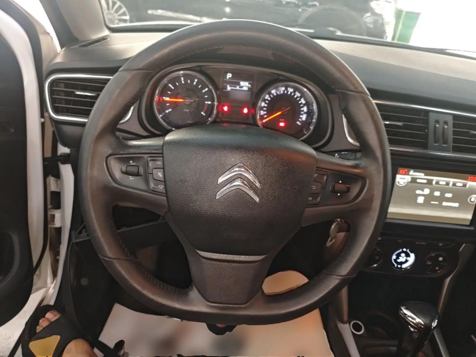 Citroen C3-XR 2015 1.6L Automatic Pioneer Model — миниатюра 18