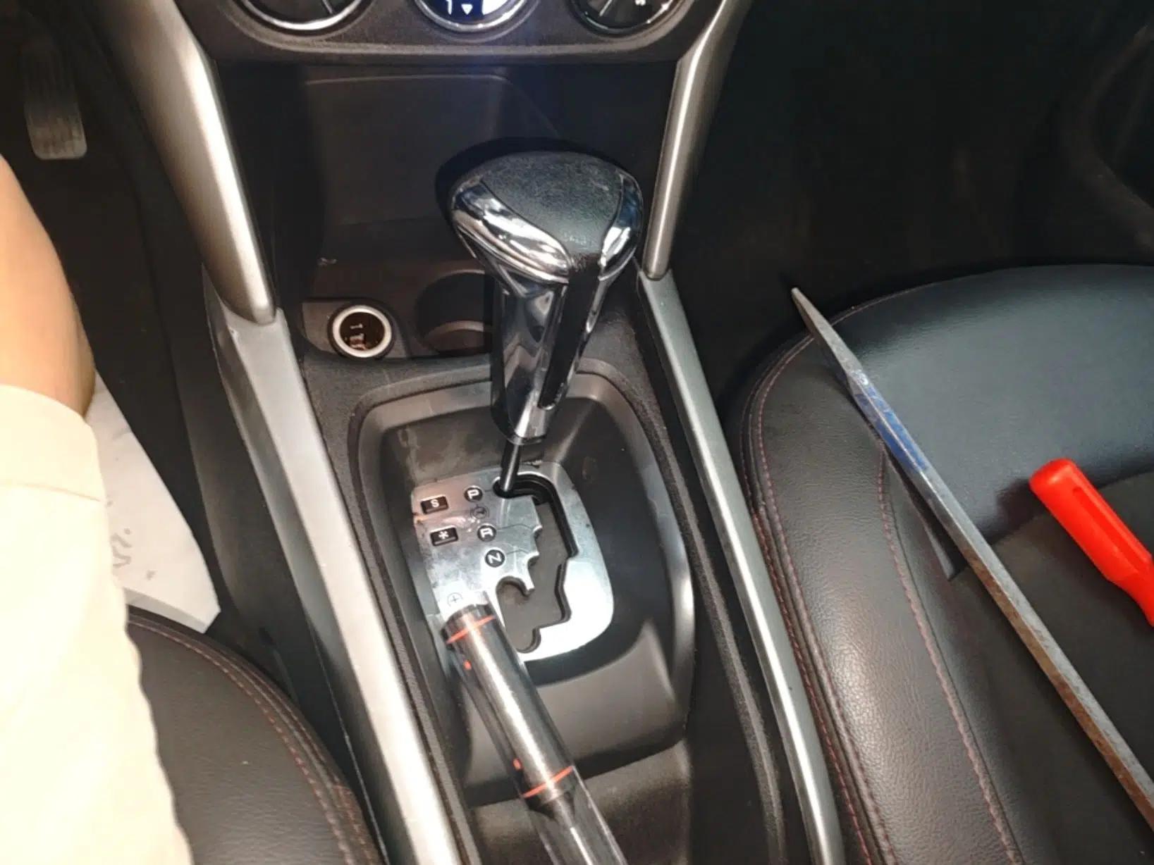 Citroen C3-XR 2015 1.6L Automatic Pioneer Model — миниатюра 21