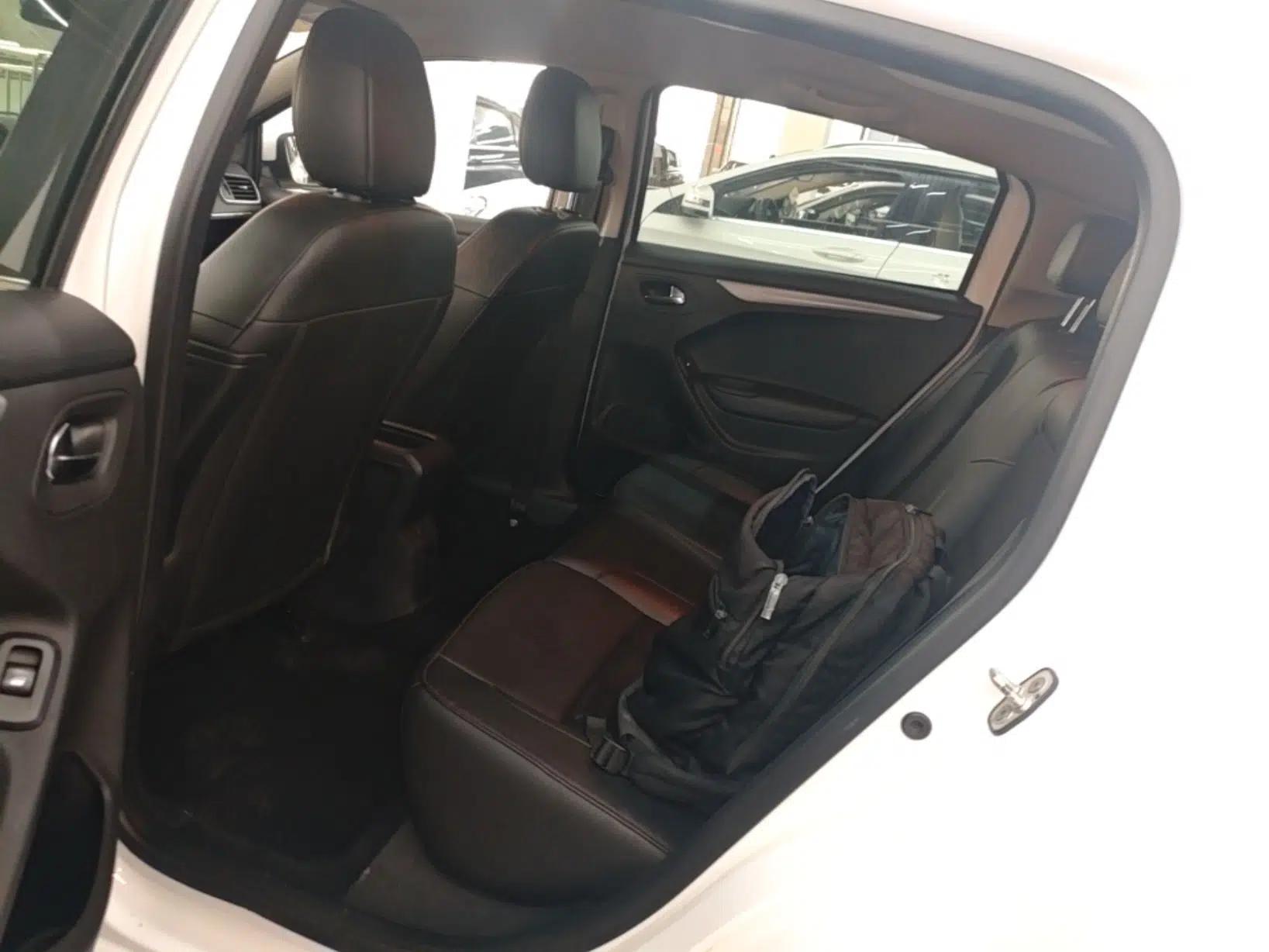 Citroen C3-XR 2015 1.6L Automatic Pioneer Model — миниатюра 25