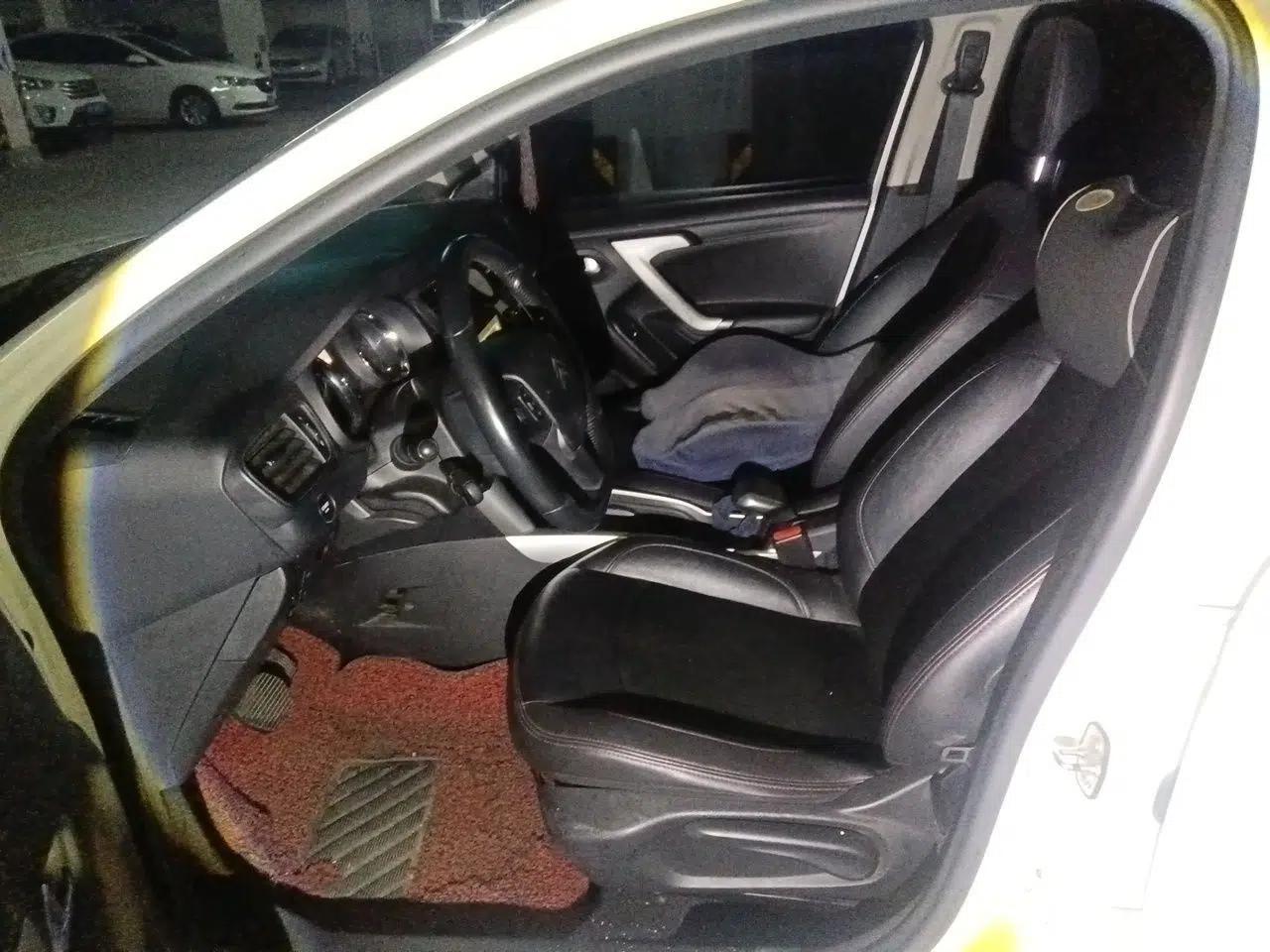 Citroen C3-XR 2015 1.6THP Automatic Smart Model — миниатюра 15