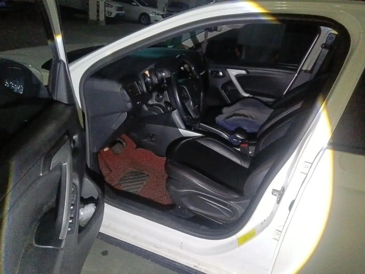 Citroen C3-XR 2015 1.6THP Automatic Smart Model — миниатюра 16