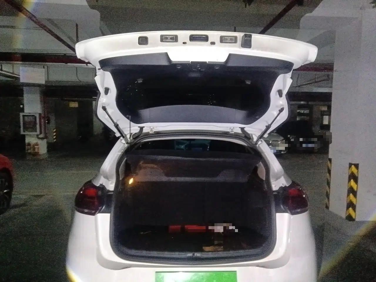 Citroen C3-XR 2015 1.6THP Automatic Smart Model — миниатюра 19