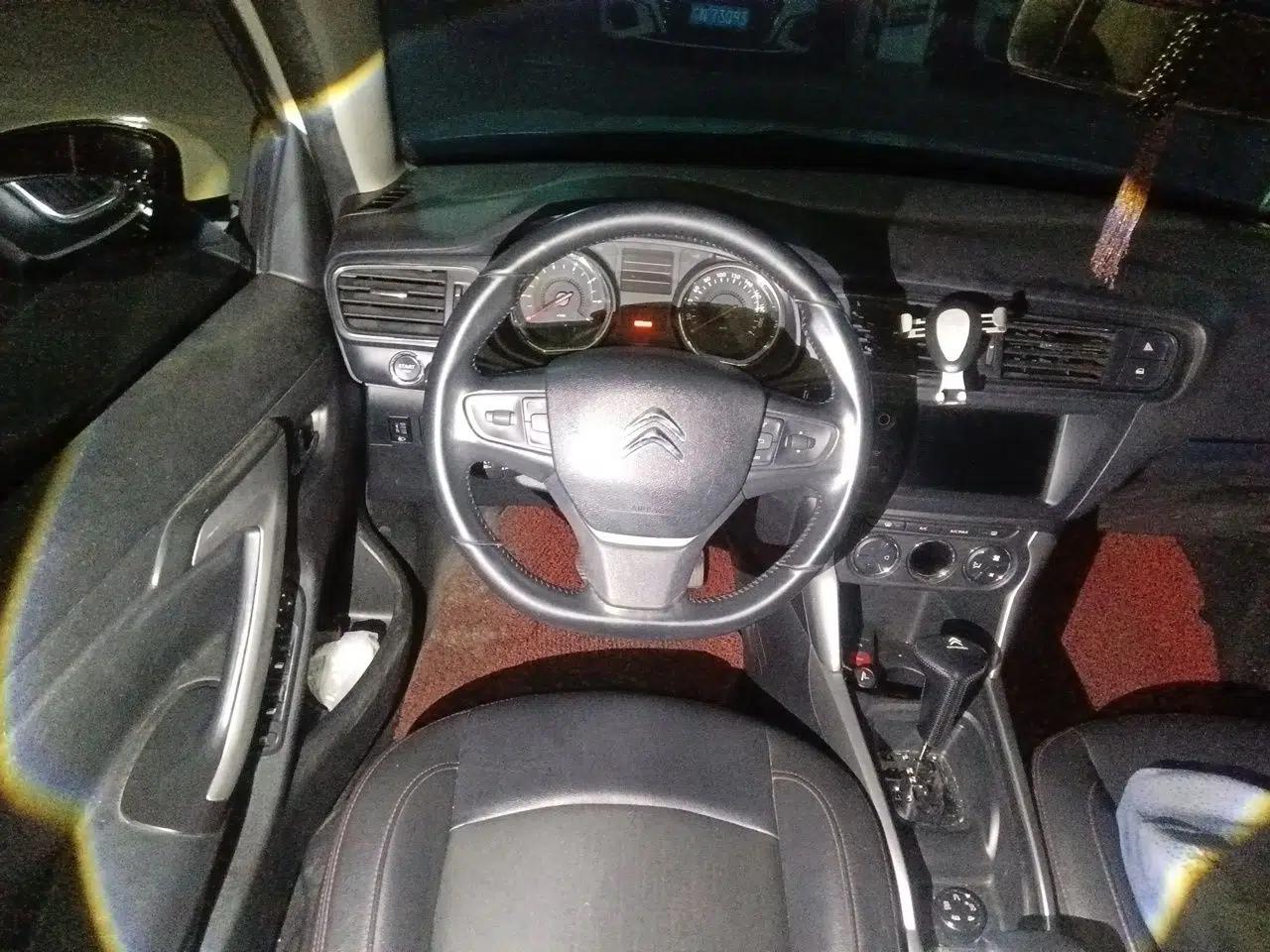 Citroen C3-XR 2015 1.6THP Automatic Smart Model — миниатюра 10