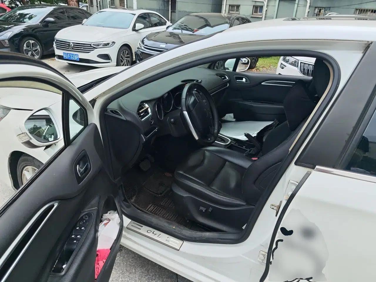 Citroen C4L 2013 1.6 THP Automatic Impression Edition — миниатюра 16