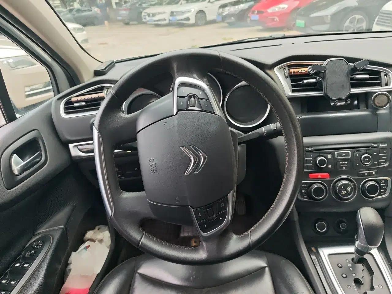 Citroen C4L 2013 1.6 THP Automatic Impression Edition — миниатюра 10