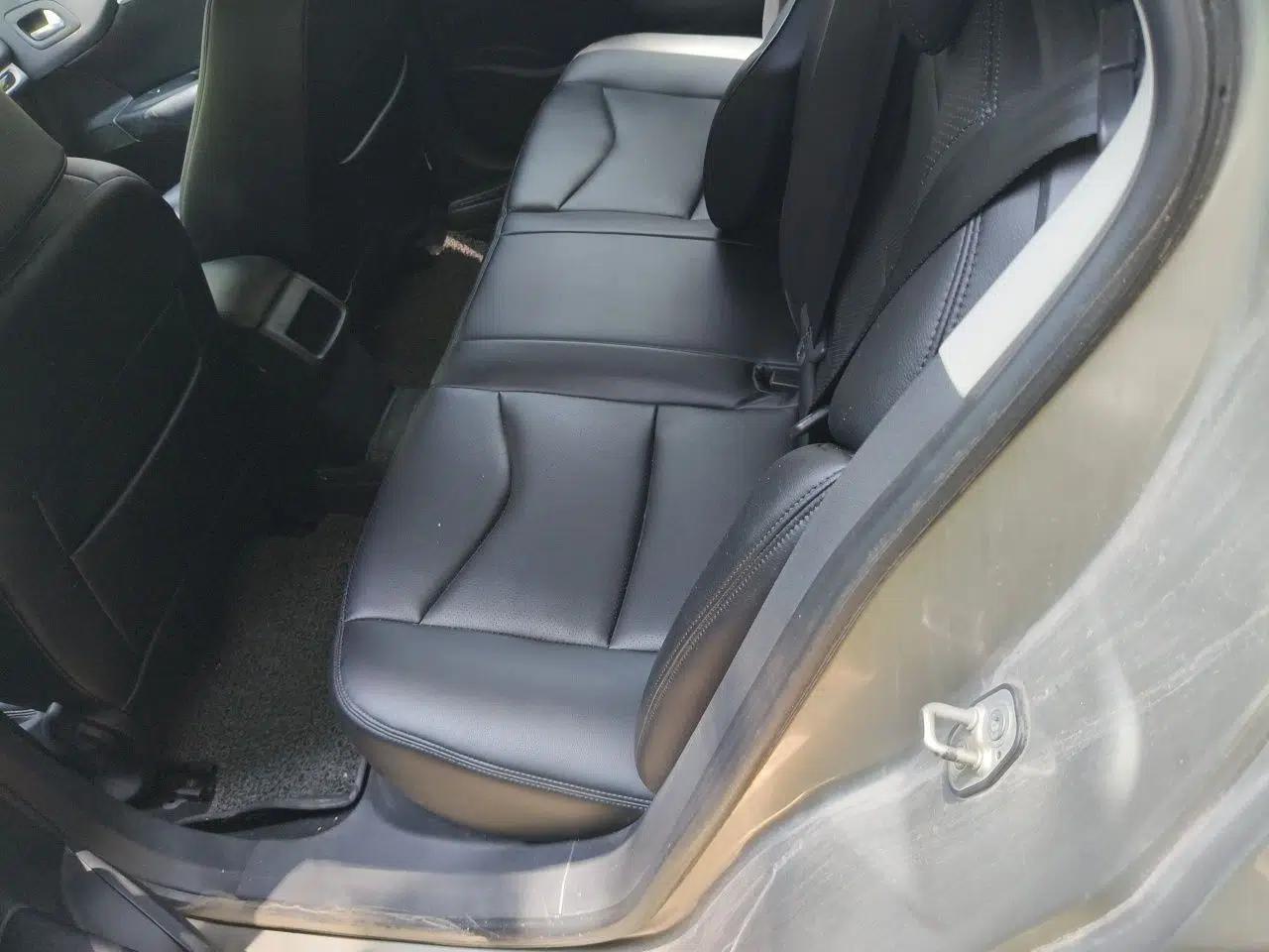 Citroen C4L 2014 1.8L Intelligent Drive Manual Enjoyment Model — миниатюра 17