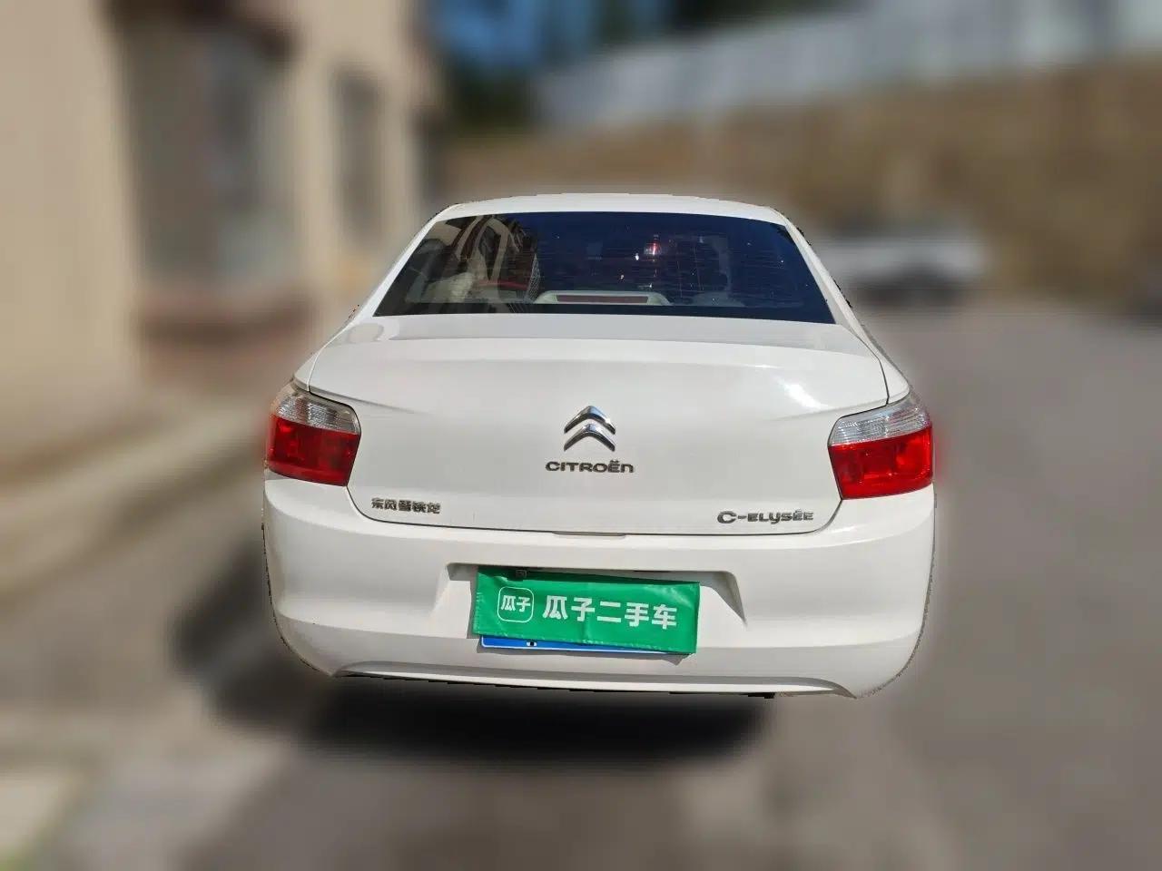Citroen Elysee 2014 1.6L Automatic Fashion Model — миниатюра 5