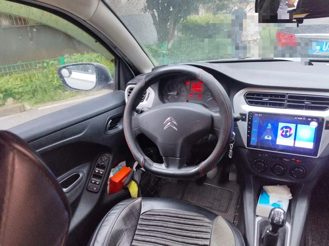 Citroen Elysee 2015 Zhishang Edition 1.6L Manual Fashion Model — миниатюра 10