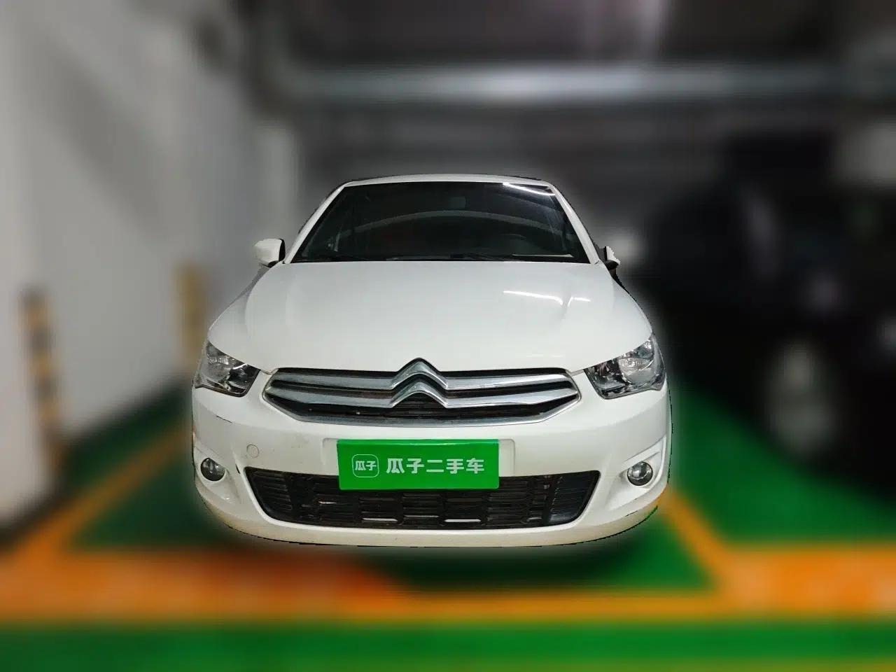 Citroen Elysee 2015 Zhishang Edition 1.6L Manual Fashion Model — миниатюра 2