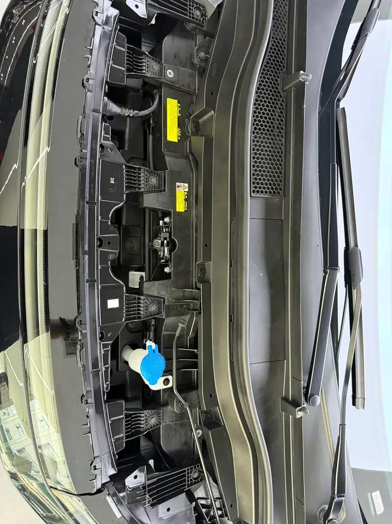 XPeng X9 2024 Model: 702kWh Ultra-Long Range (Max) — миниатюра 16