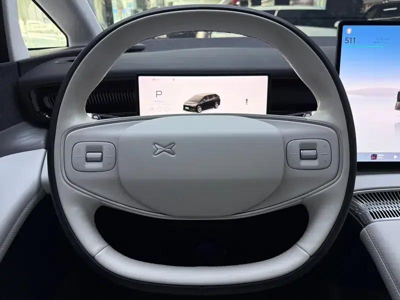 XPeng X9 2024 Model: 702kWh Ultra-Long Range (Max) — миниатюра 20