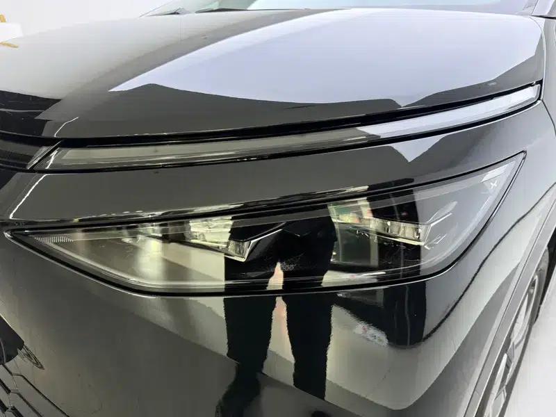 XPeng X9 2024 Model: 702kWh Ultra-Long Range (Max) — миниатюра 10