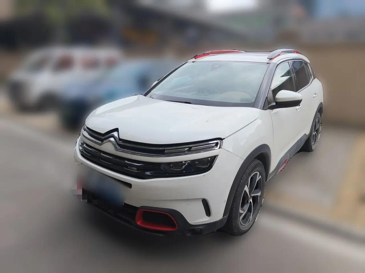 Citroen C5 AIRCROSS 2019 380THP Flagship Version China V Standard — миниатюра 1