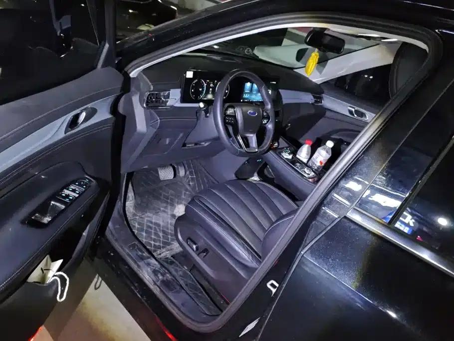 Lingyu 2023 EcoBoost 225 Platinum Edition 7-seater (2/3/2 seats) — миниатюра 9
