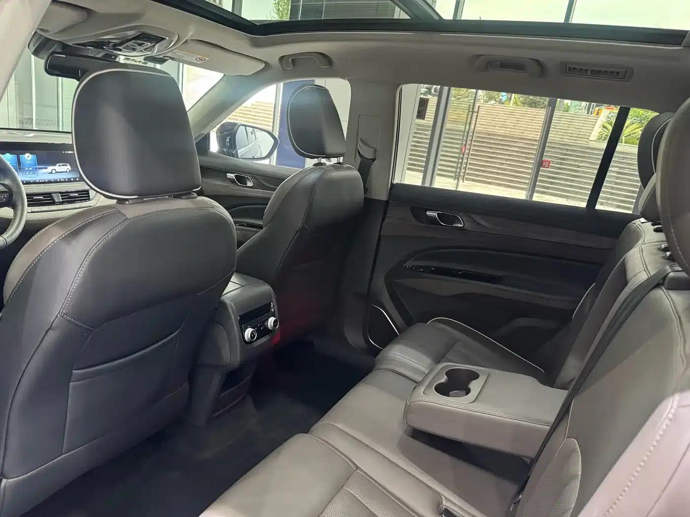 Lingyu 2023 EcoBoost 225 Premium 7-seater (2/2/3 seats) — миниатюра 11