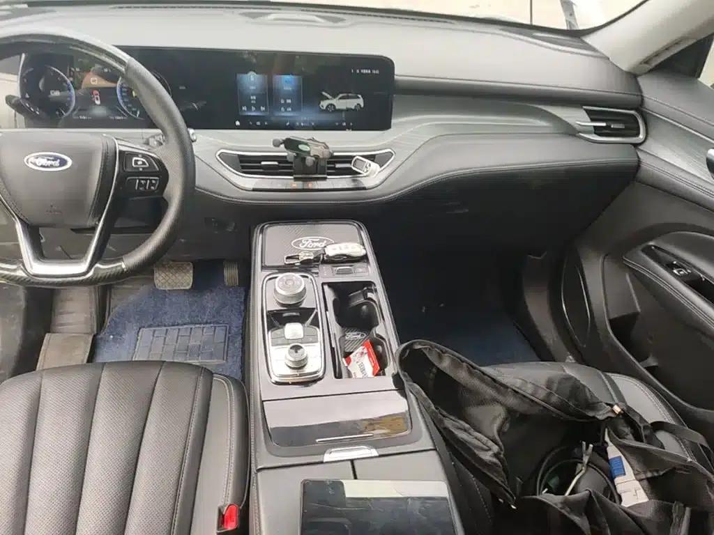 Lingyu 2021 EcoBoost 225 Platinum Edition 6-seater — миниатюра 13