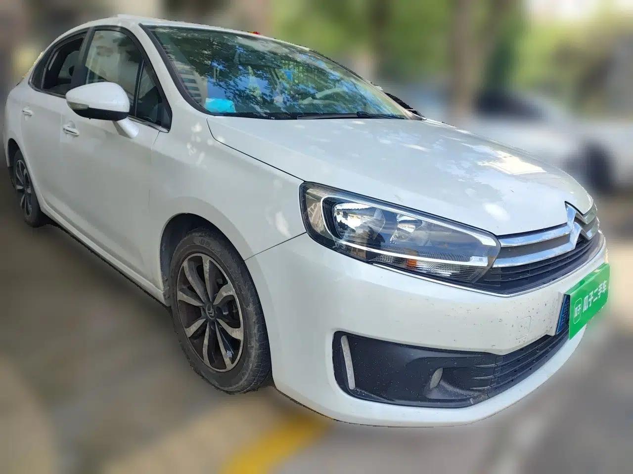 Citroen C4 Sega 2016 1.6L Manual Comfort Model — миниатюра 3