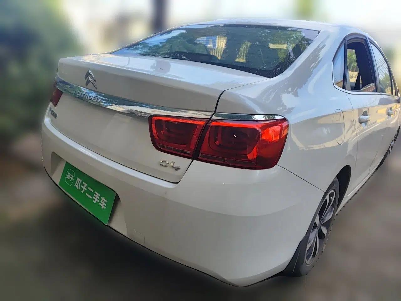 Citroen C4 Sega 2016 1.6L Manual Comfort Model — миниатюра 6