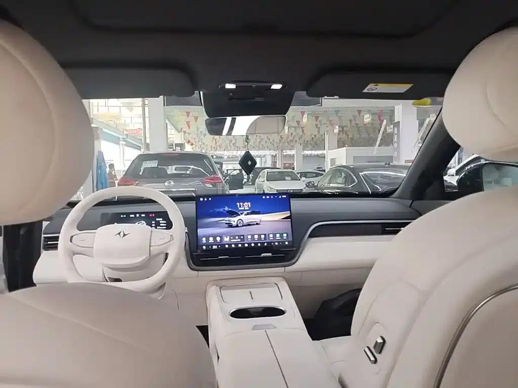 eπ008 2026 Model Six-Seat Extended Range Family Edition — миниатюра 18