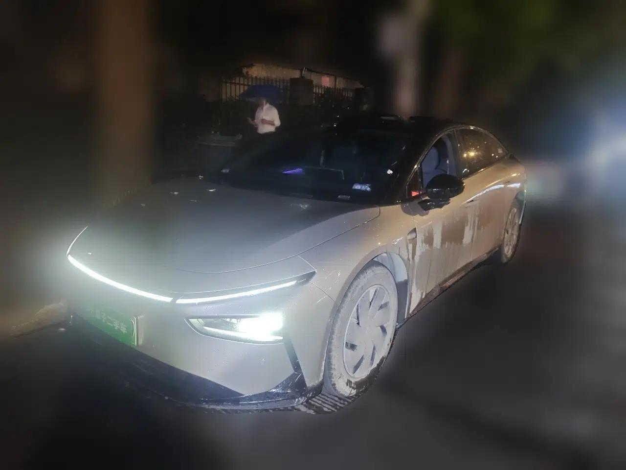 XPeng P7+ 2024 Long-Range Max — миниатюра 1