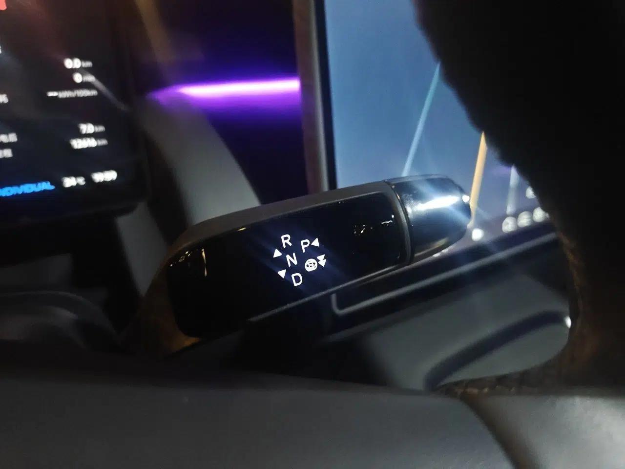 XPeng P7+ 2024 Long-Range Max — миниатюра 14
