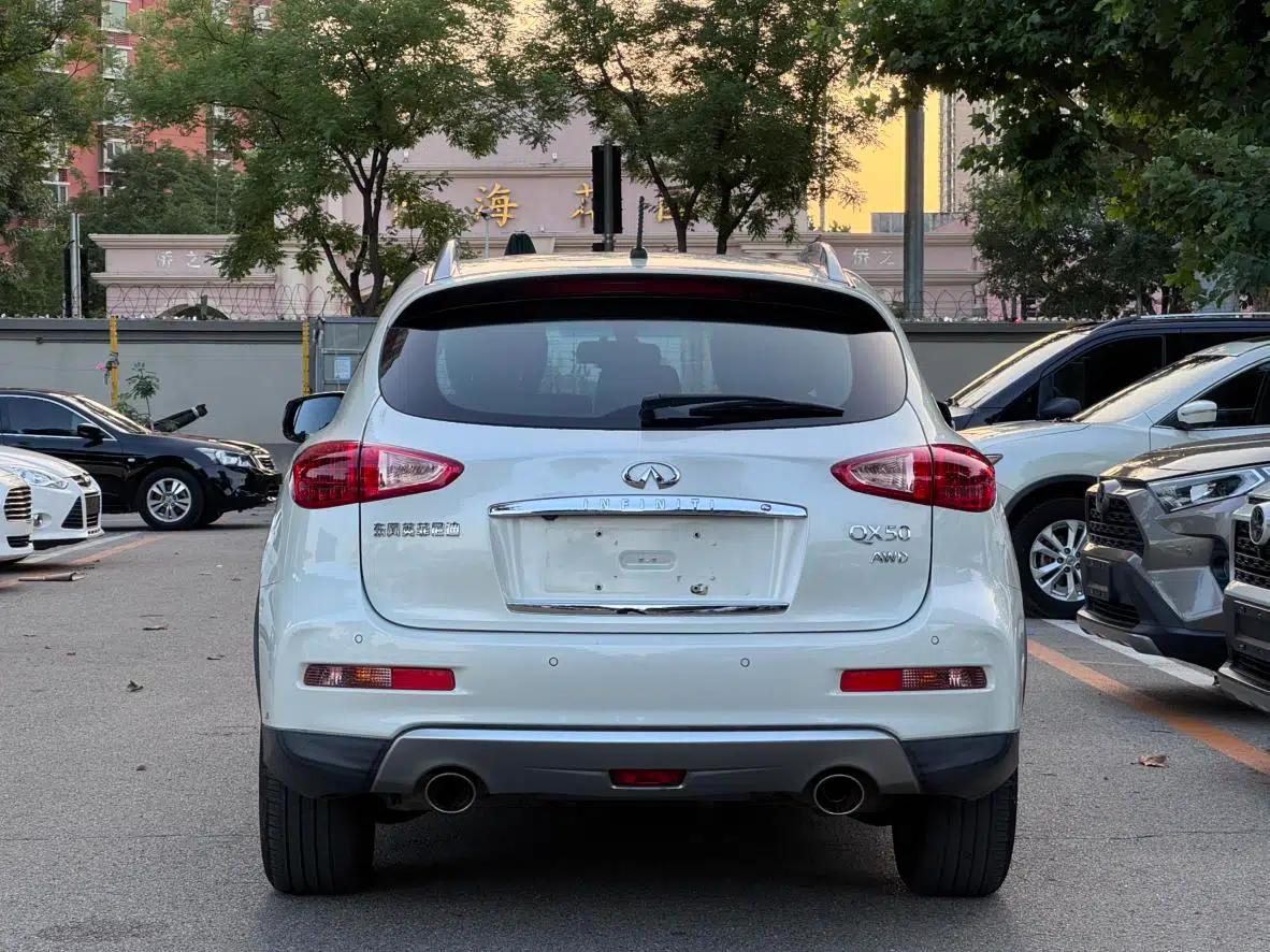 Infiniti QX50 2015 2.5L Enjoy Edition — миниатюра 4