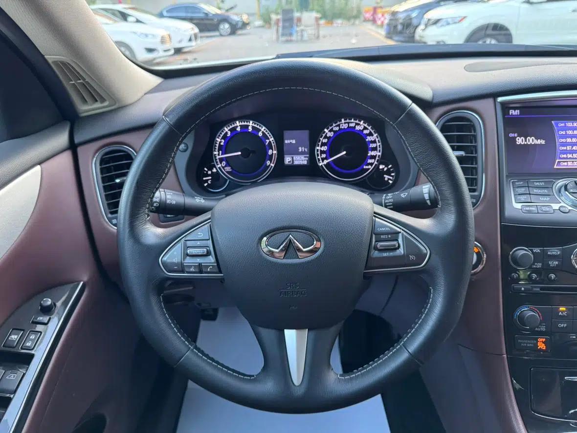 Infiniti QX50 2015 2.5L Enjoy Edition — миниатюра 8