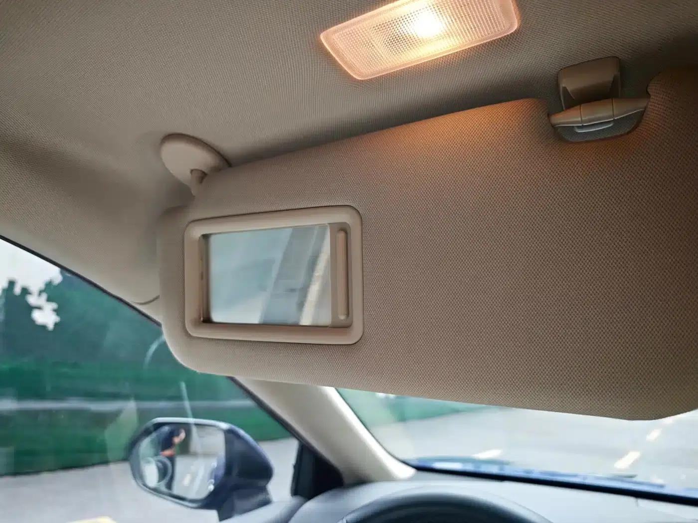 Camry 2019 Hybrid 2.5HG Luxury Edition (National V Emission Standard) — миниатюра 17