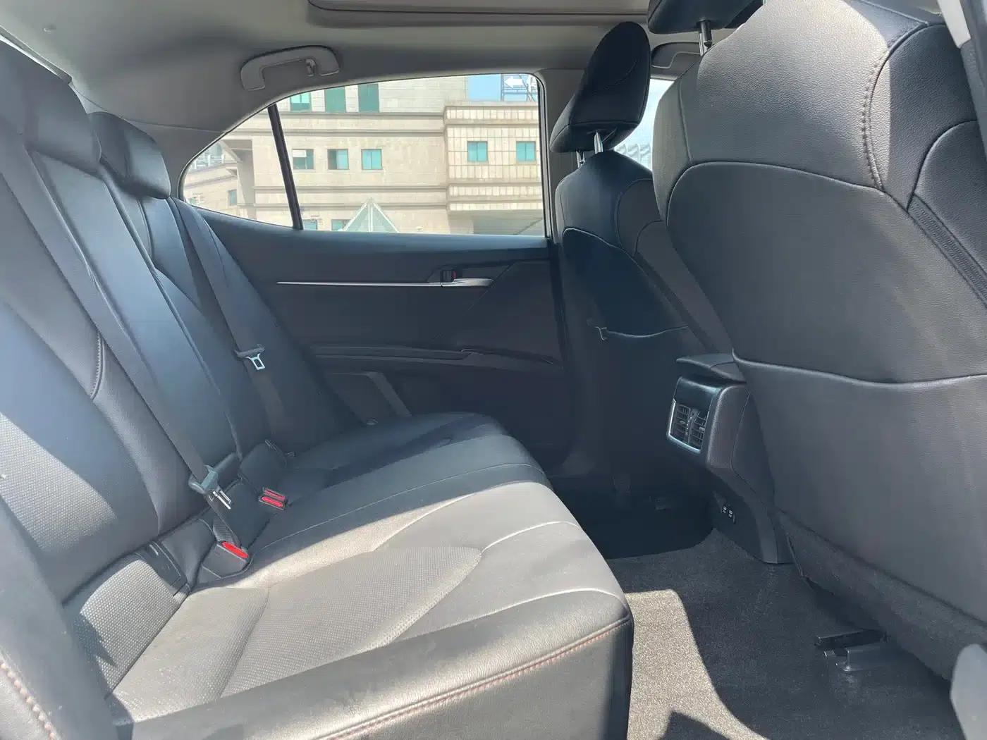 2023 Camry 2.5G Luxury Edition — миниатюра 13