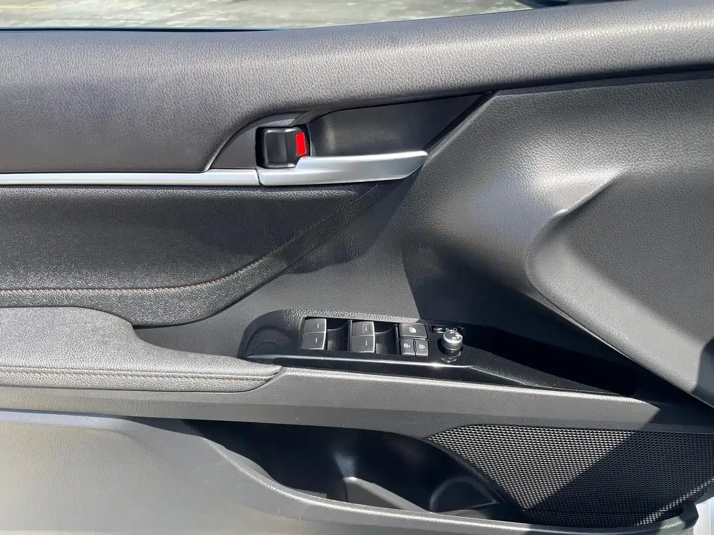 2023 Camry 2.5G Luxury Edition — миниатюра 23