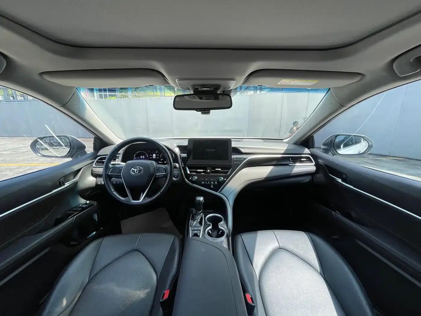 2023 Camry 2.5G Luxury Edition — миниатюра 7