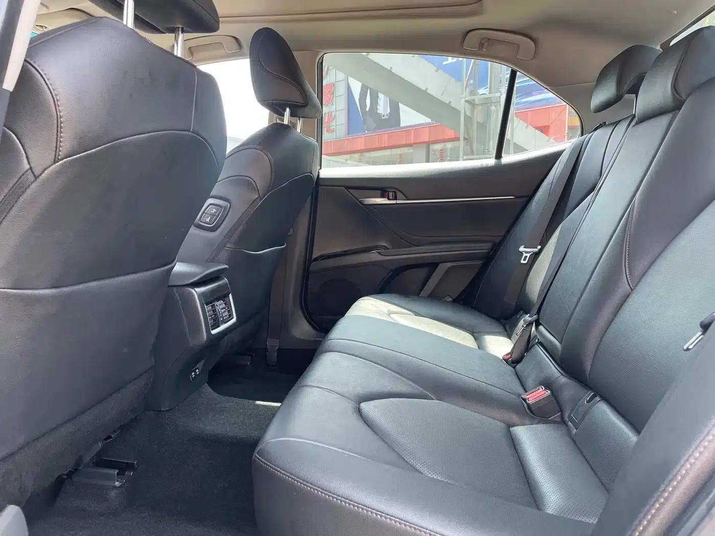 2023 Camry 2.5G Luxury Edition — миниатюра 8